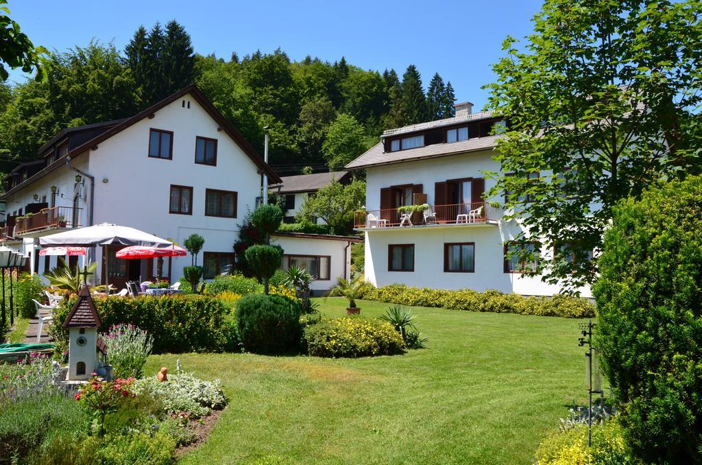 Gasthof-Pension Karawankenblick Portschach am Woerthersee Luaran gambar